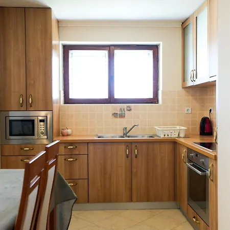 Tonik Diklo, Seaside In * 자다르