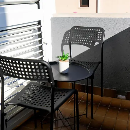 Tonik Diklo, Seaside In 公寓