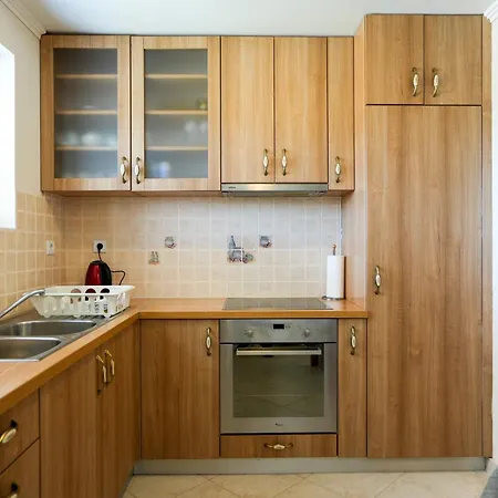 Tonik Diklo, Seaside In 公寓 *