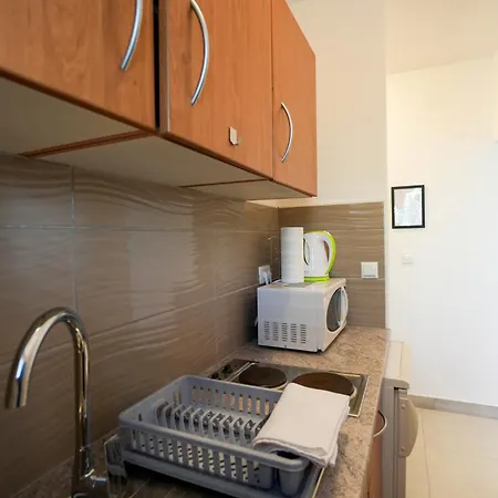 公寓 Tonik Diklo, Seaside In 扎达尔